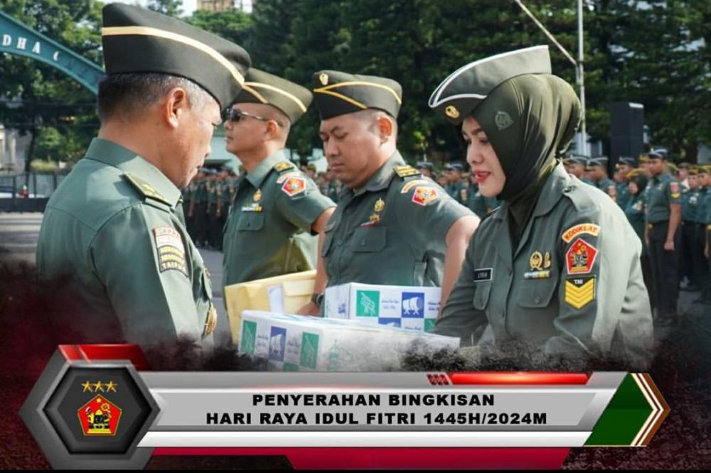 PENYERAHAN BINGKISAN HARI RAYA IDUL FITRI 1445H/2024M