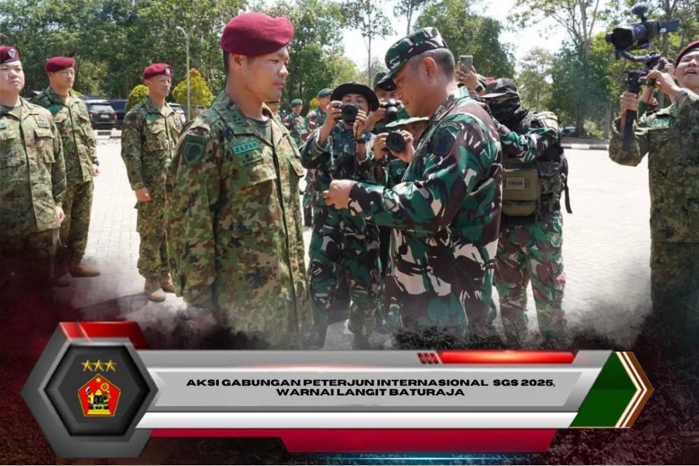 Aksi Gabungan Peterjun Internasional SGS 2025, warnai Langit Baturaja