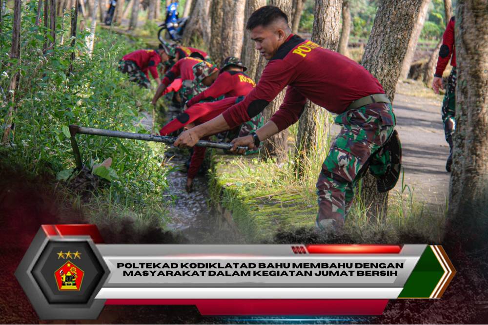 POLTEKAD KODIKLATAD BAHU MEMBAHU DENGAN MASYARAKAT DALAM KEGIATAN JUMAT BERSIH