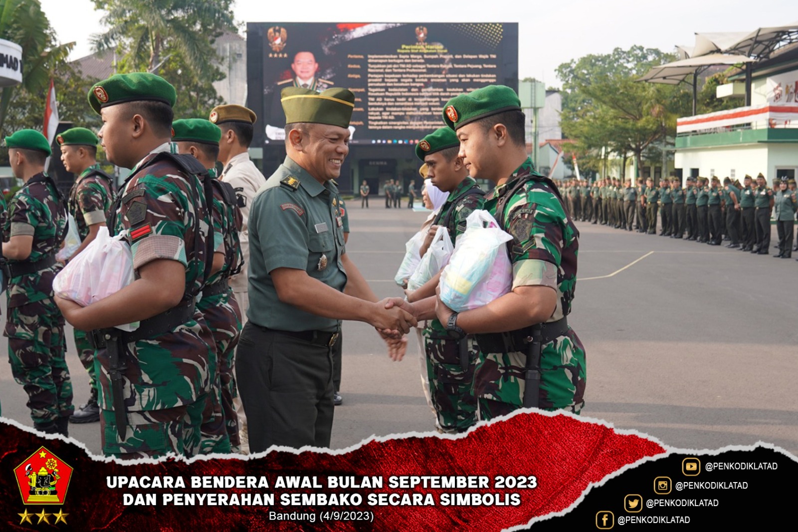 Upacara Bendera Awal Bulan September 2023 dan Penyerahan Sembako Secara Simbolis